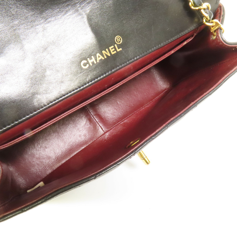 CHANEL 羊皮皮革Vintage Chain Shoulder金扣肩背袋-10