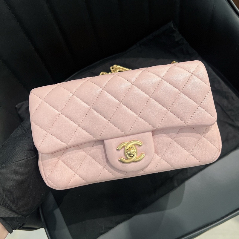 香奈兒 23S 櫻花粉紅色 羊皮 山茶花調節扣 CHANEL-1