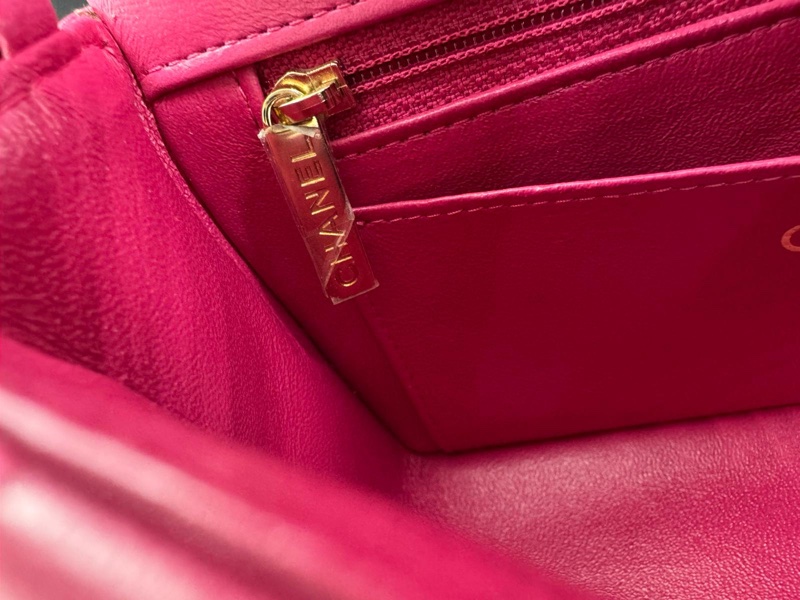 Chanel 2015-2016 Calfskin Chevron Shoulder Flap Bag with Gold hardware-12