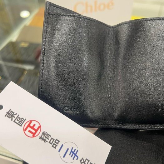 東區正精品㊣CHLOE 黑色金C字三折釦子零錢袋短夾 RZ5478-6