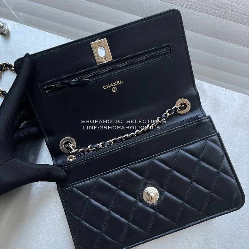 Chanel trendy cc woc 黑色羊皮金釦 上方立體浮雕-4