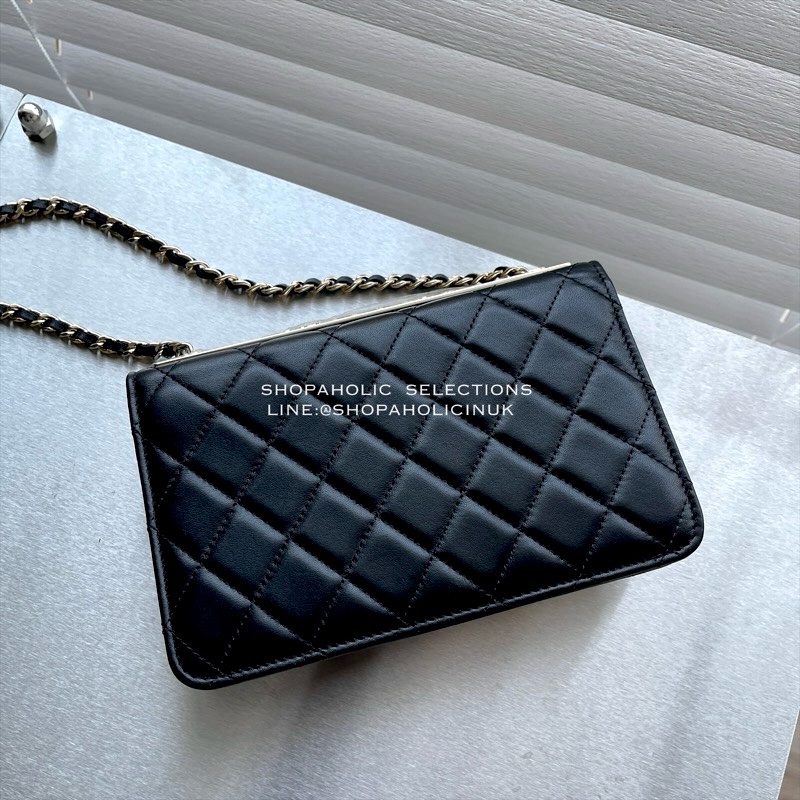 Chanel trendy cc woc 黑色羊皮金釦 上方立體浮雕-6