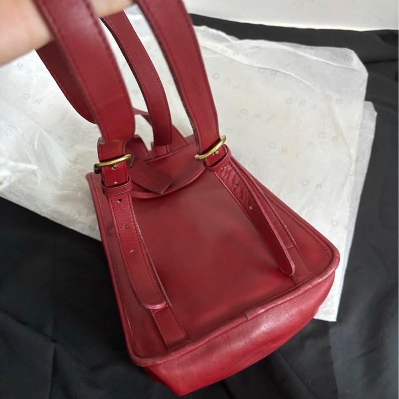 old coach 紅色mini雙肩包-3