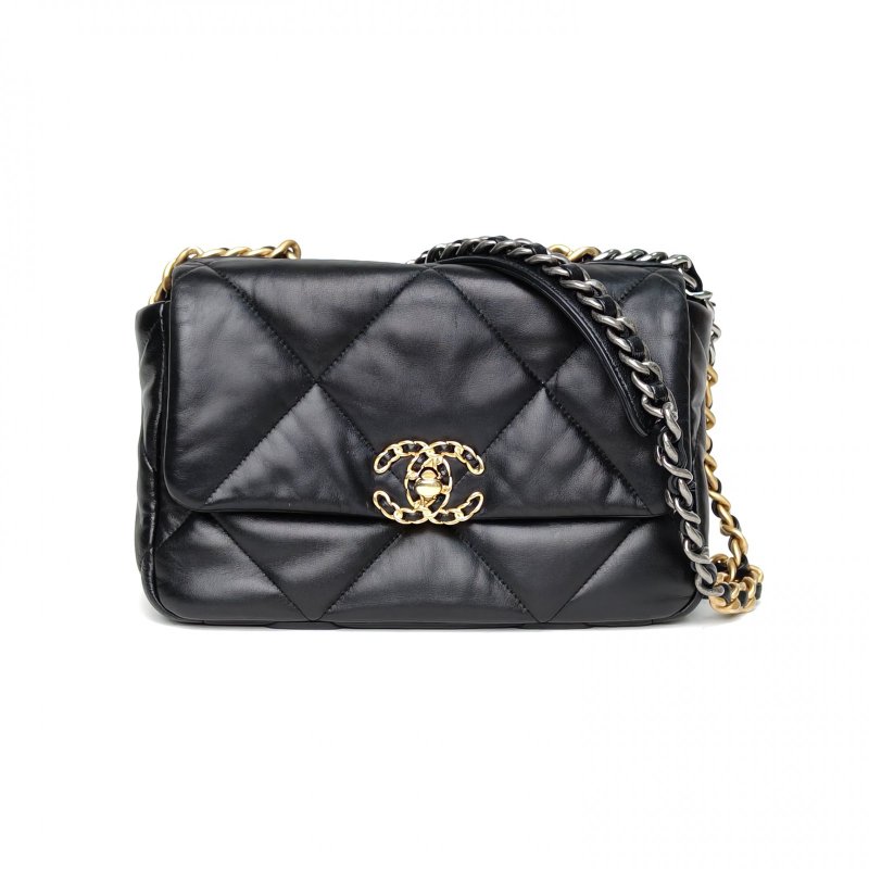 CHANEL 19BAG口蓋包小號26黑色羊皮晶片開金銀扣肩背包-0