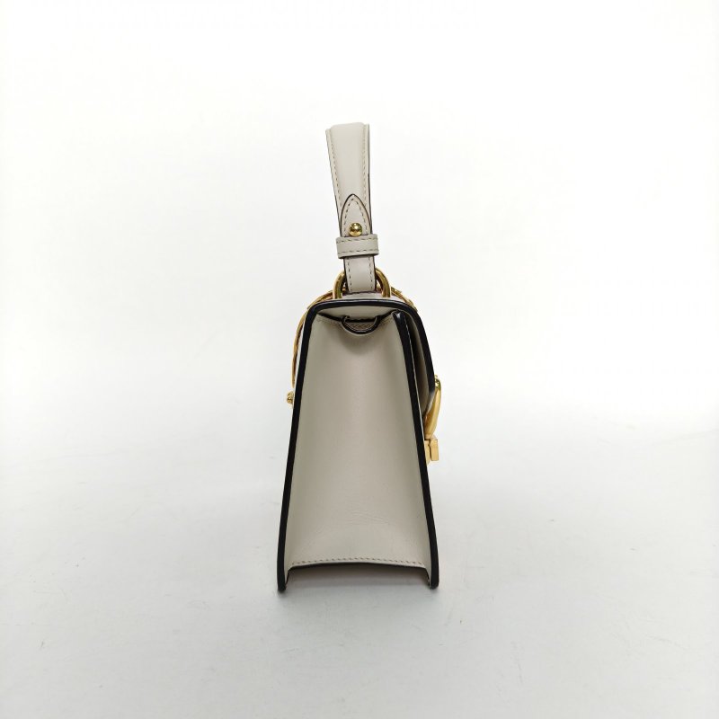 GUCCI Sylvie塞爾維亞絲帶包皮手帶Mini20白色牛皮金扣肩背包-3
