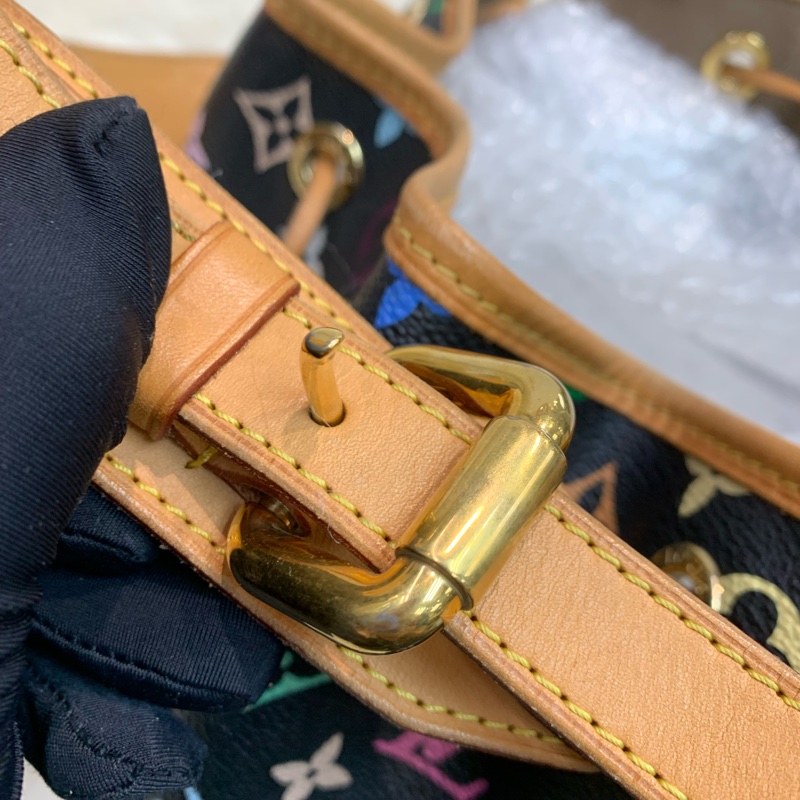 LV 黑三彩水桶 川上隆第一版 （XC115)-31