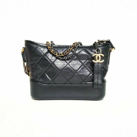 CHANEL GABRIELLE流浪小號20黑色牛皮26開金銀扣肩背包