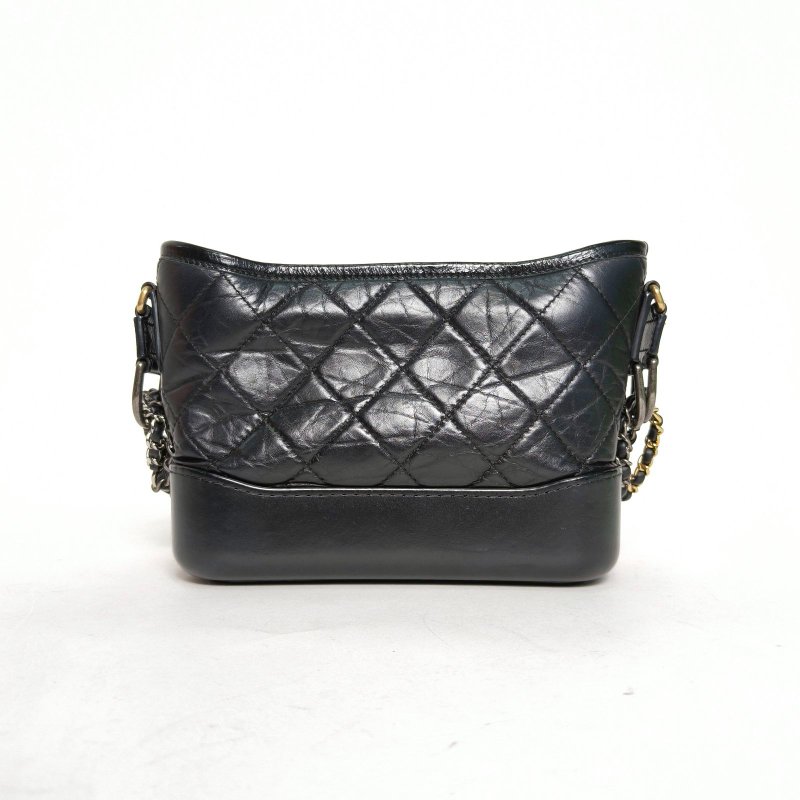 CHANEL GABRIELLE流浪小號20黑色牛皮26開金銀扣肩背包-2