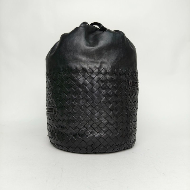 BOTTEGA VENETA 黑色羊皮鎢鋼扣經典編織水桶包肩背包-2