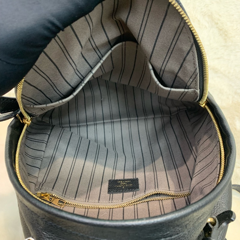 LV 黑色老花全皮背包 （XC054)-9