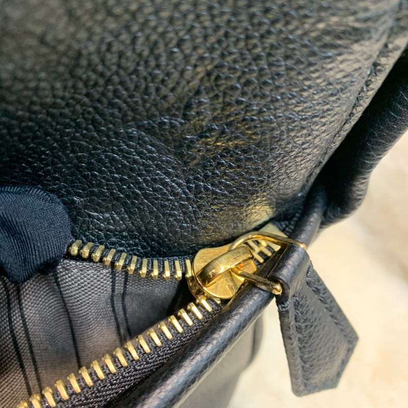 LV 黑色老花全皮背包 （XC054)-21