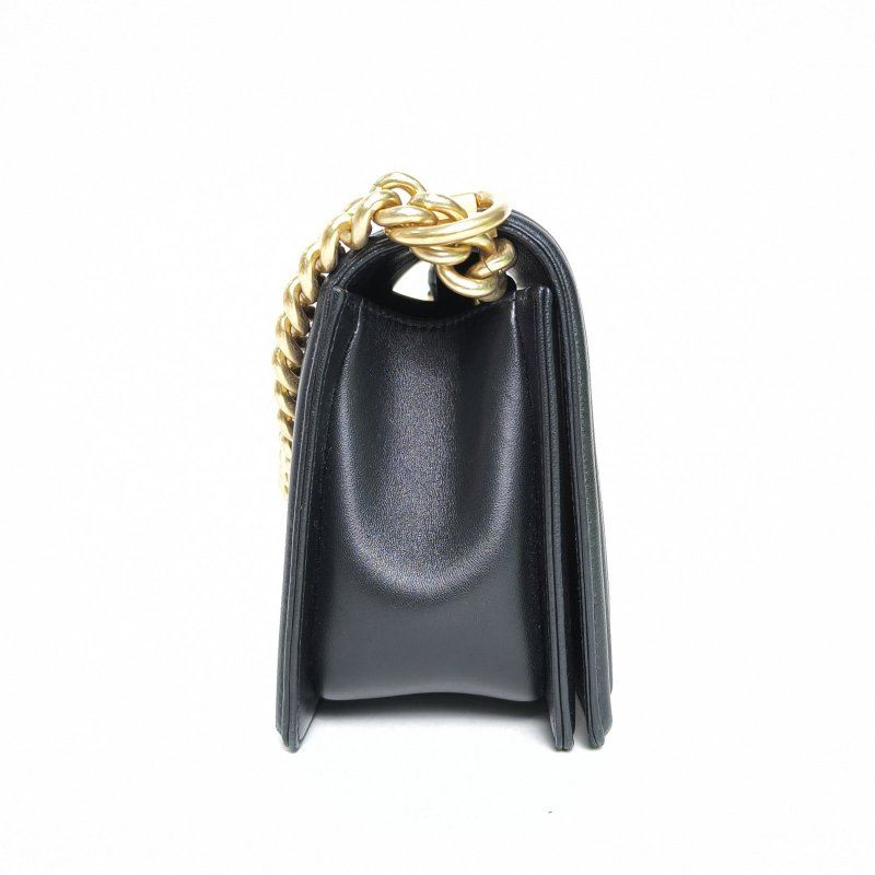 CHANEL Leboy中號25黑色羊皮21開金扣肩背包-1