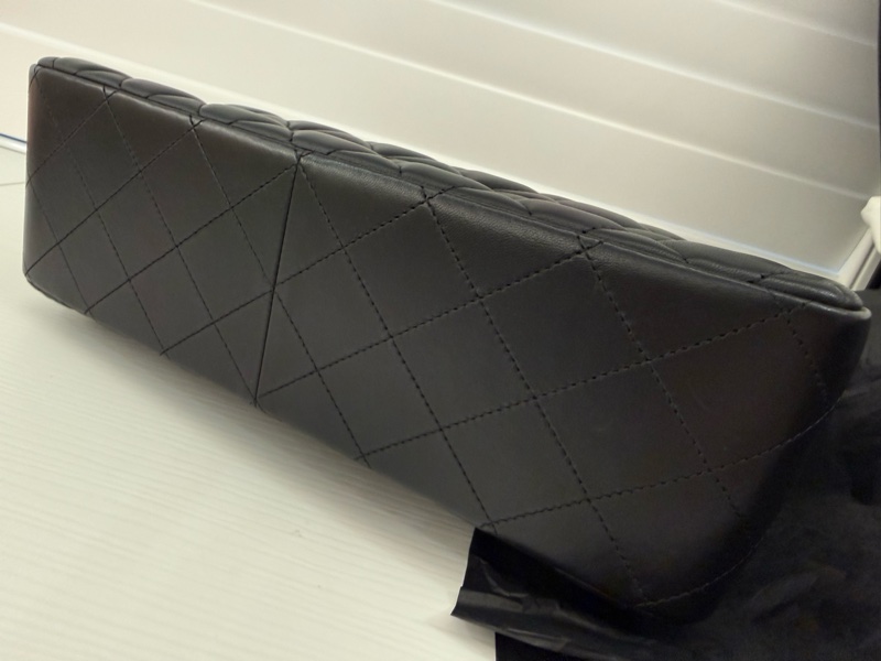 Chanel  Jumbo羊皮黑金口蓋包 有卡 包裝完整-7