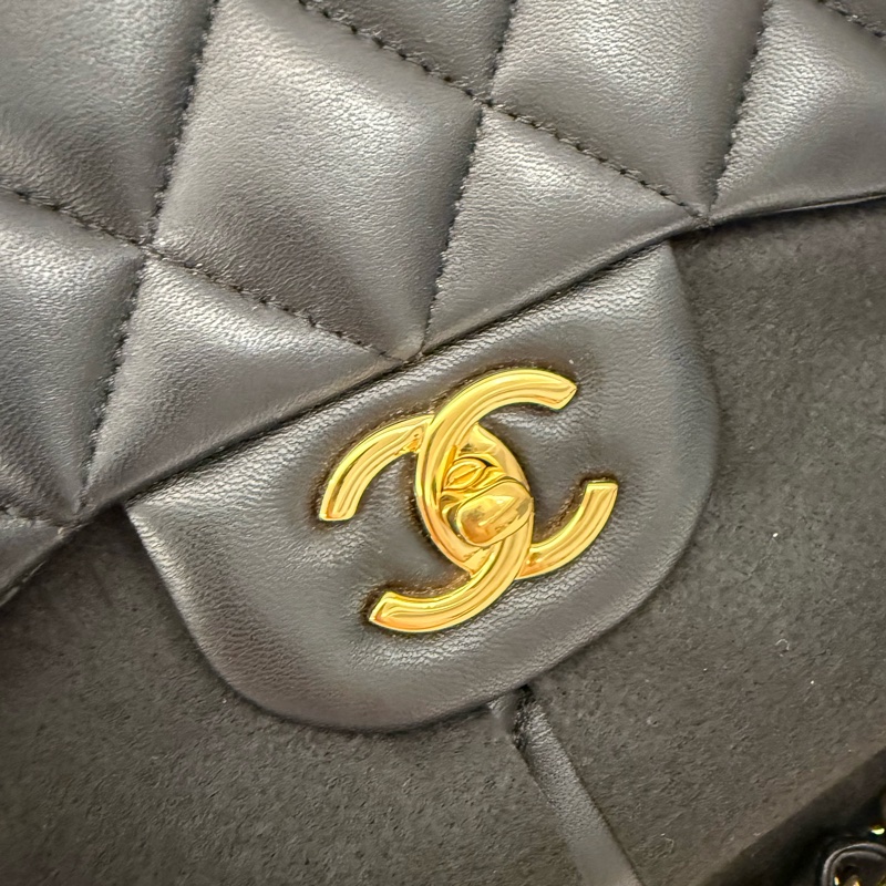 Chanel  Jumbo羊皮黑金口蓋包 有卡 包裝完整-10