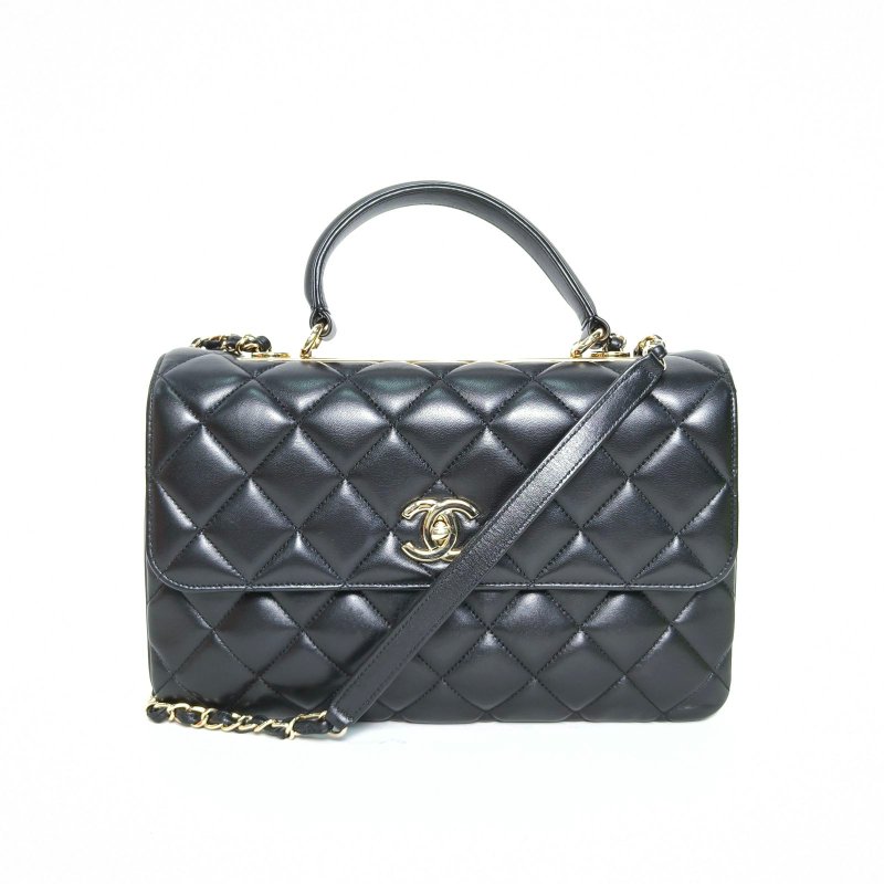 CHANEL TrendyCC手提風琴包中號30黑色羊皮24開淺金扣肩背包-0