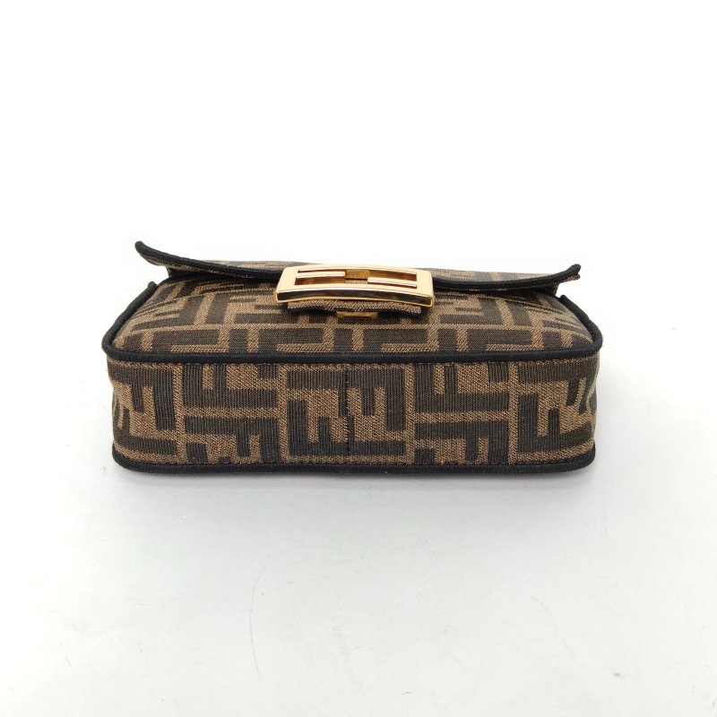 FENDI 老花帆布Baguette法棍包肩背包-4