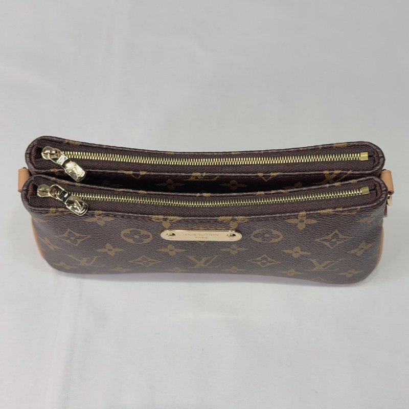 LV 全新Liv Pochette新款雙層麻將包-6