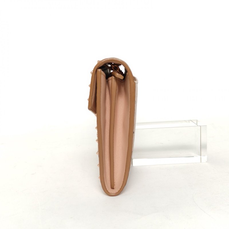 MCM 玫瑰金PVC玫瑰金扣鉚釘信封包斜挎包扣肩背包-1