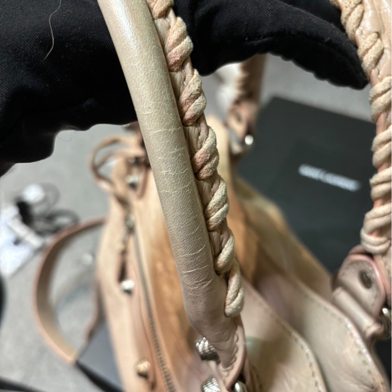 🏷Balenciaga 機車包/寶寶粉-27