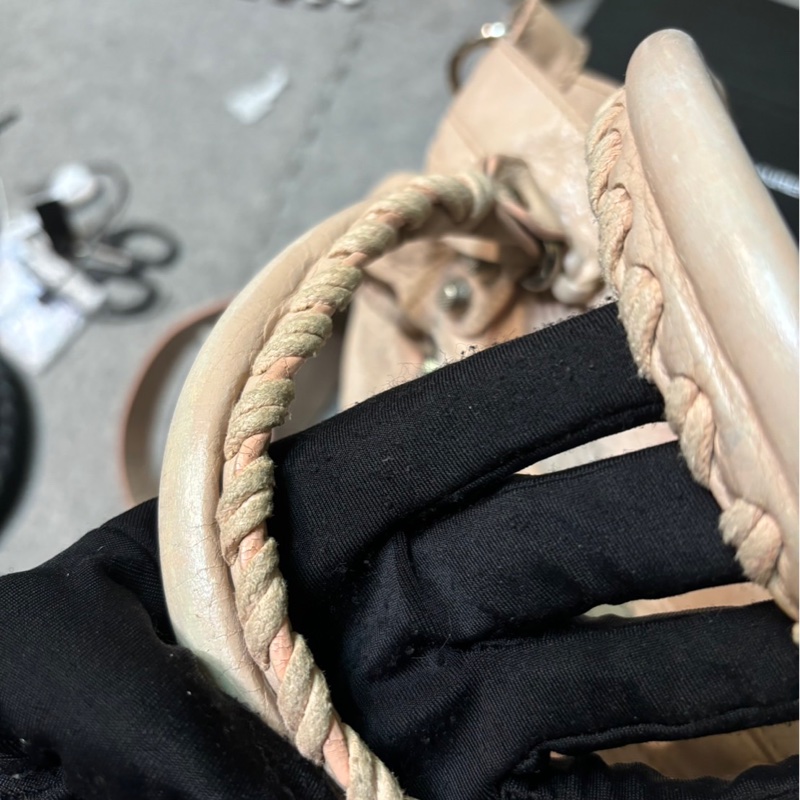 🏷Balenciaga 機車包/寶寶粉-28