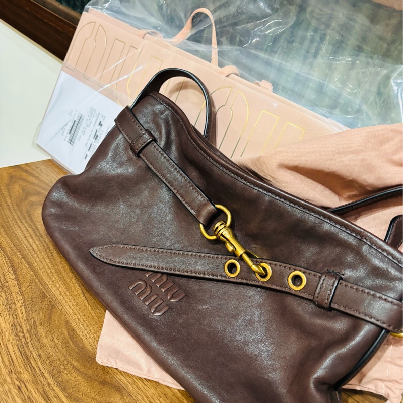 miumiu 肩背包-0