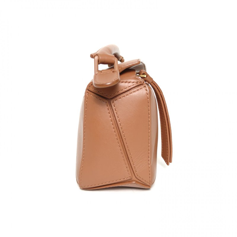 LOEWE Puzzle18幾何包迷你MINI棕色牛皮肩背包-1