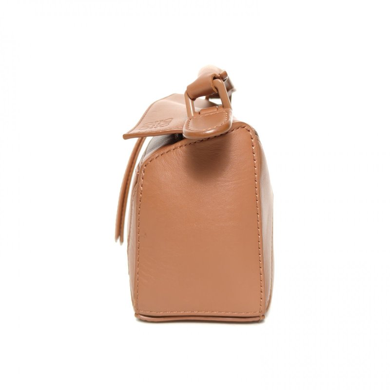 LOEWE Puzzle18幾何包迷你MINI棕色牛皮肩背包-3