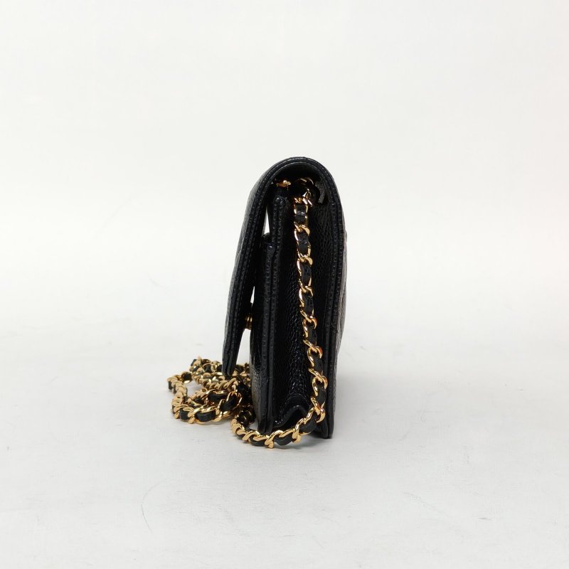 CHANEL CFWOC19黑色荔枝牛皮晶片開金扣肩背包-3