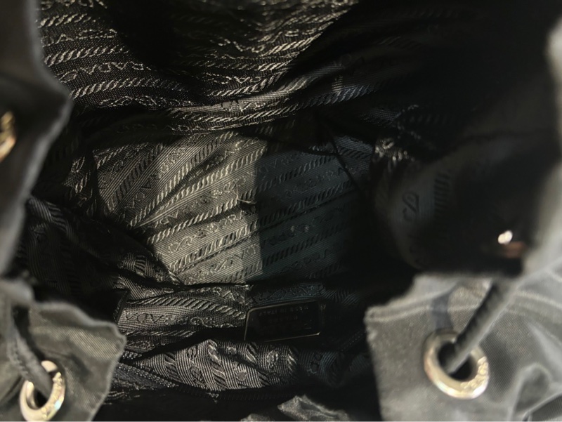 🏷Prada降落傘尼龍後背包(中號)-18