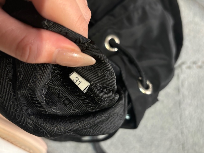🏷Prada降落傘尼龍後背包(中號)-19