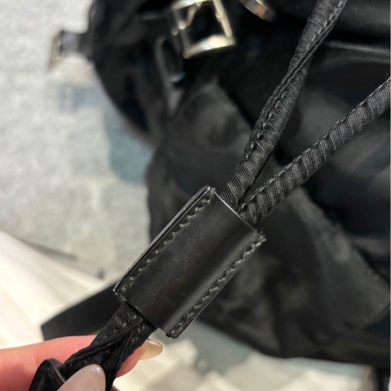 🏷Prada降落傘尼龍後背包(中號)-20