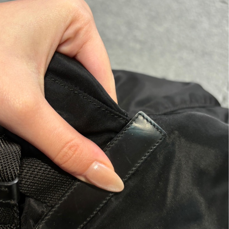 🏷Prada降落傘尼龍後背包(中號)-22