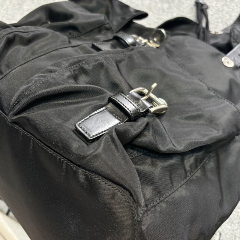 🏷Prada降落傘尼龍後背包(中號)-26