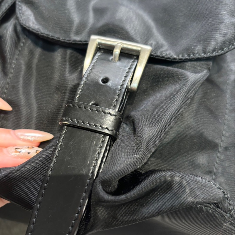 🏷Prada降落傘尼龍後背包(中號)-35