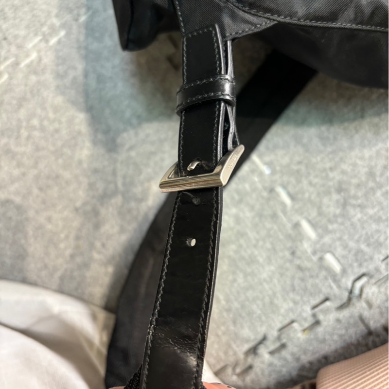 🏷Prada降落傘尼龍後背包(中號)-14