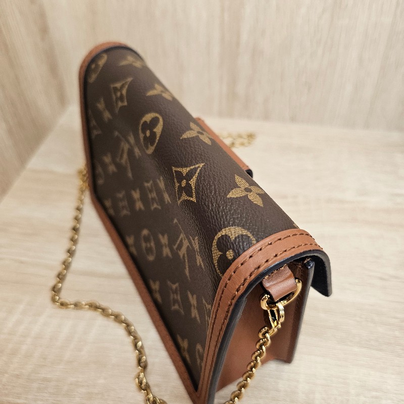 [銷量排名😆超甜價] LV 雙色老花Dauphine金釦斜背Woc-3