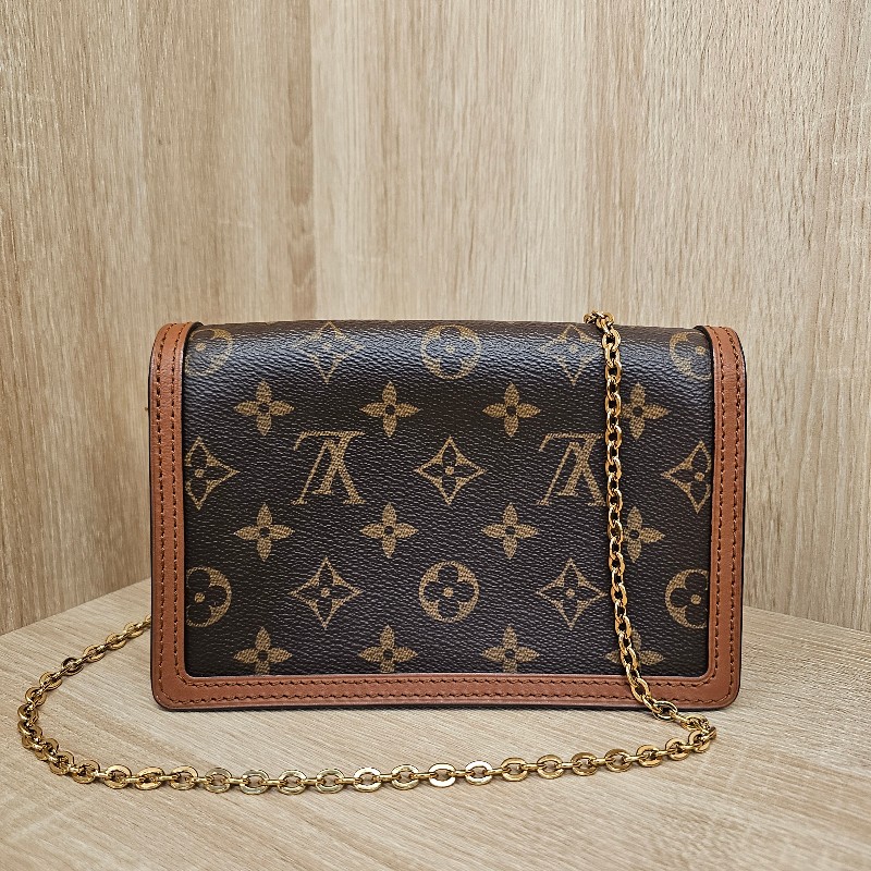 [銷量排名😆超甜價] LV 雙色老花Dauphine金釦斜背Woc-4