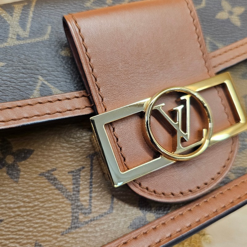 [銷量排名😆超甜價] LV 雙色老花Dauphine金釦斜背Woc-9