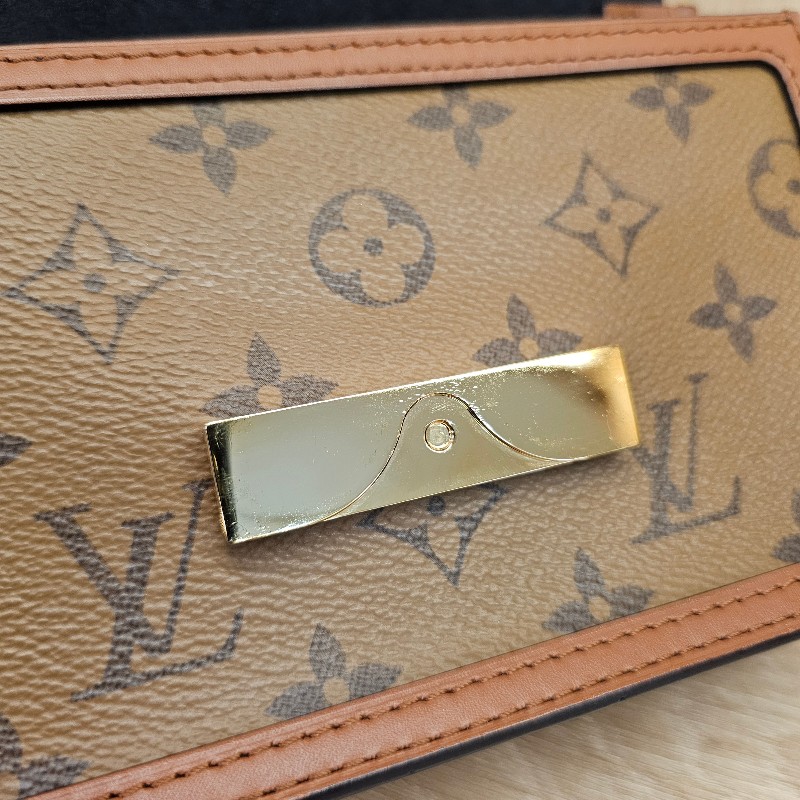 [銷量排名😆超甜價] LV 雙色老花Dauphine金釦斜背Woc-12