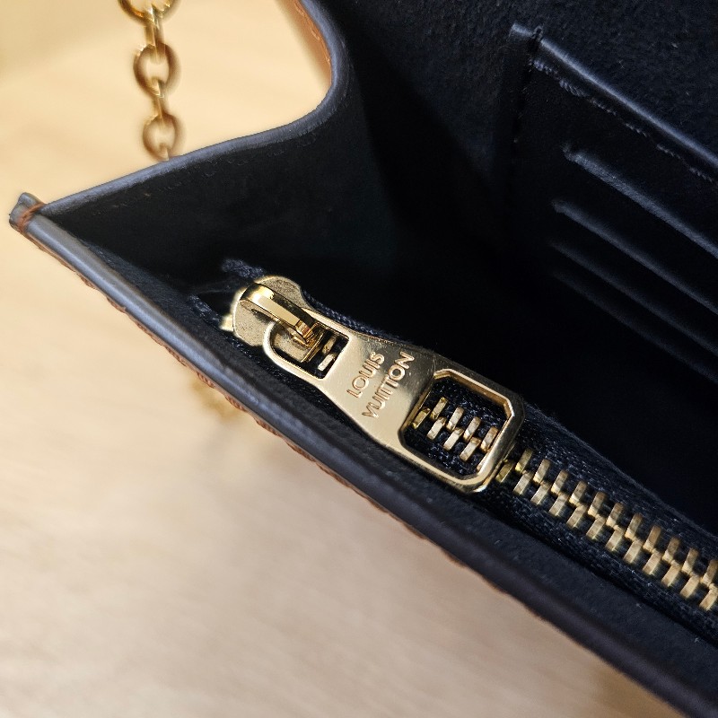 [銷量排名😆超甜價] LV 雙色老花Dauphine金釦斜背Woc-18