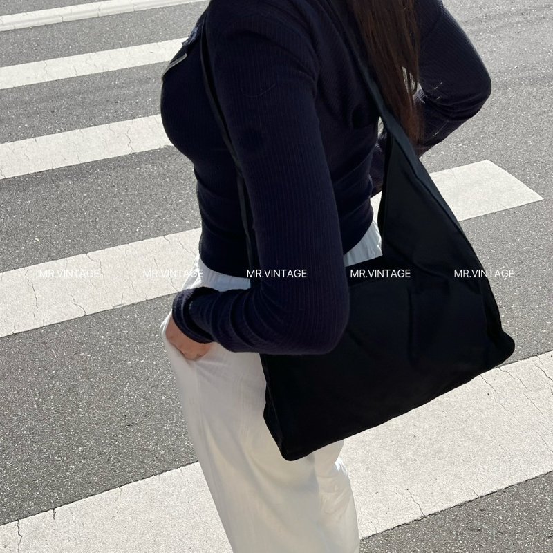 🏷 Prada尼龍單肩包-1