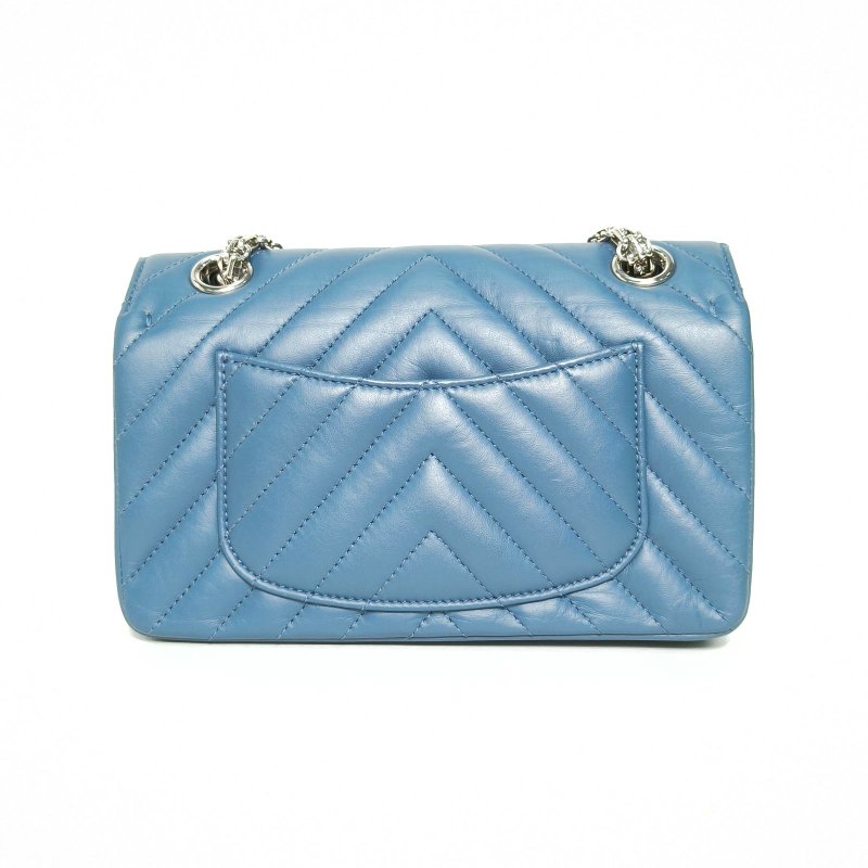 CHANEL 2.55口蓋包迷你20藍色牛皮晶片開銀扣V紋肩背包-2