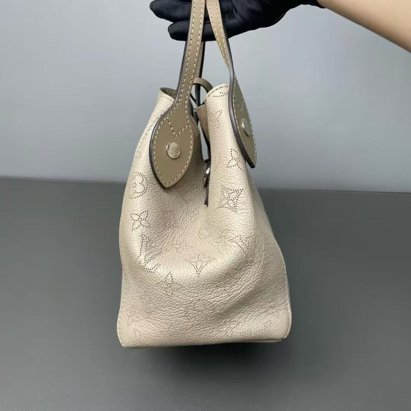 ✨Lv月光女神 米色月光女神 全皮款高價款hina托特 98新配件塵袋-2