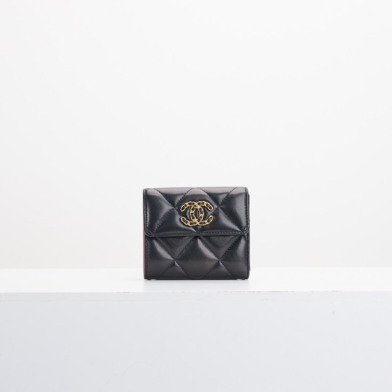 二手Chanel 19 三折短夾/黑金-0