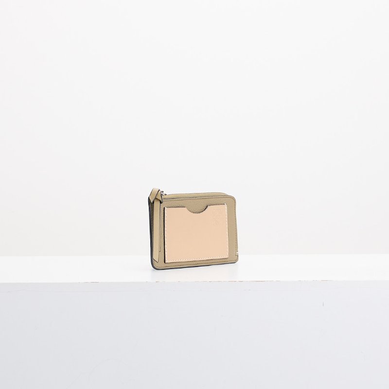 二手Loewe 拉鍊卡包/酪梨綠-1