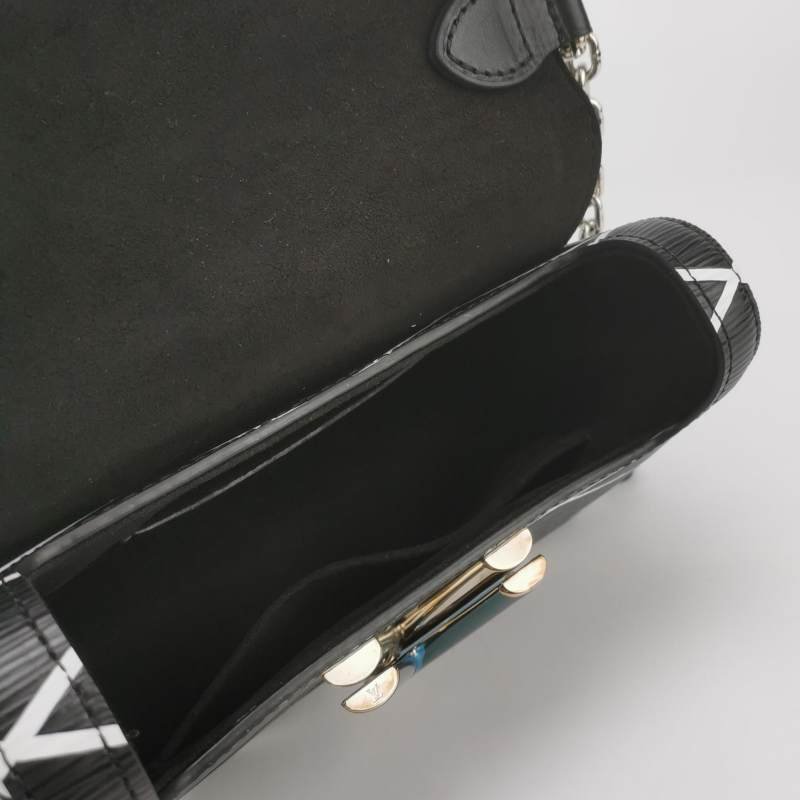 Louis Vuitton(LV)Twist小號牛皮拼色網格LV旋轉鎖扣單肩包-6