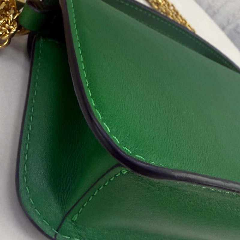 　Valentino Loco East West Hand Bag-7
