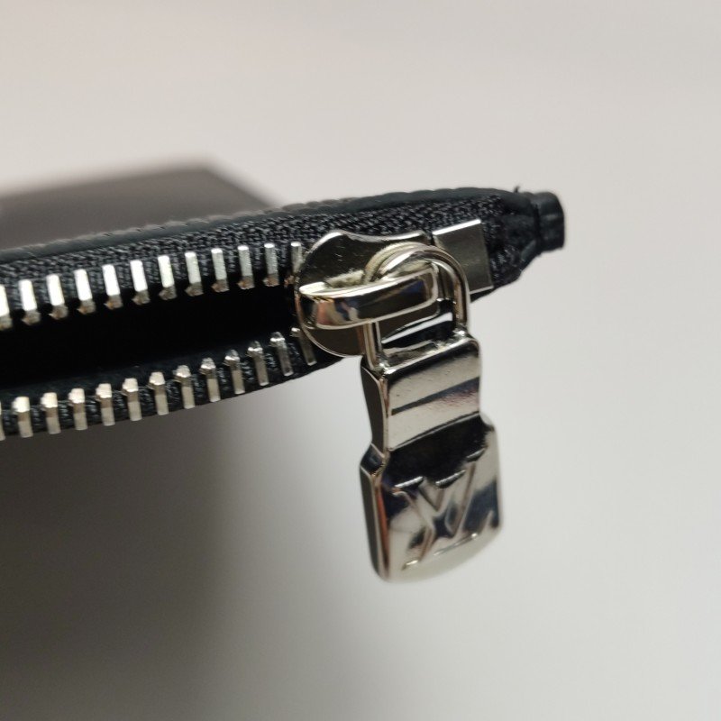 Louis Vuitton(LV)Supreme聯名款Pochette Jour牛皮字母Logo手拿包-8