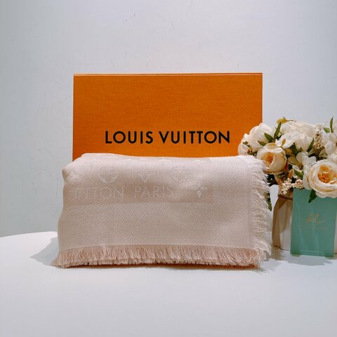 TW4589 Louis Vuitton 路易威登 方巾 粉色 純絲羊毛混紡料M76874 Schalle Monogram Classic Scarf 139 x 139cm Wool x Silk
