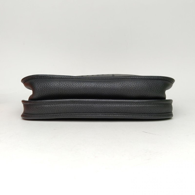 HERMES Evelyne小號2989黑色TC皮框N銀扣肩背包-4